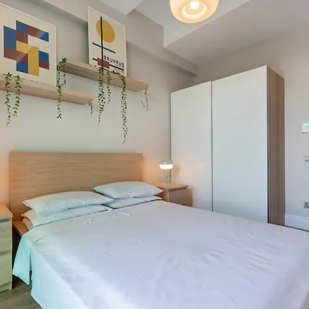 Sirius Town Modern & Comfortable